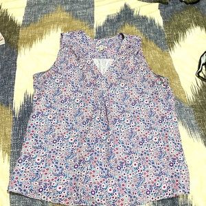 Sleeveless blouse